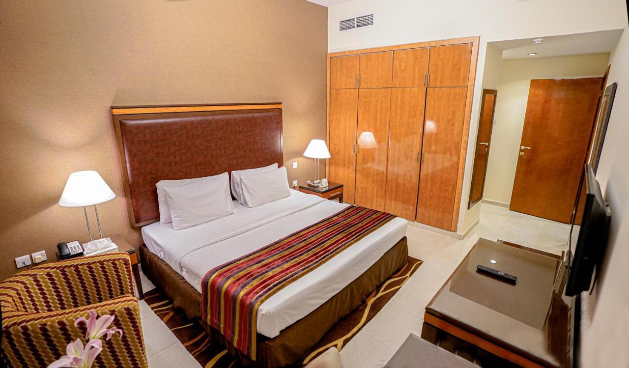 Xclusive Hotel Apartments Дубай Экстерьер фото
