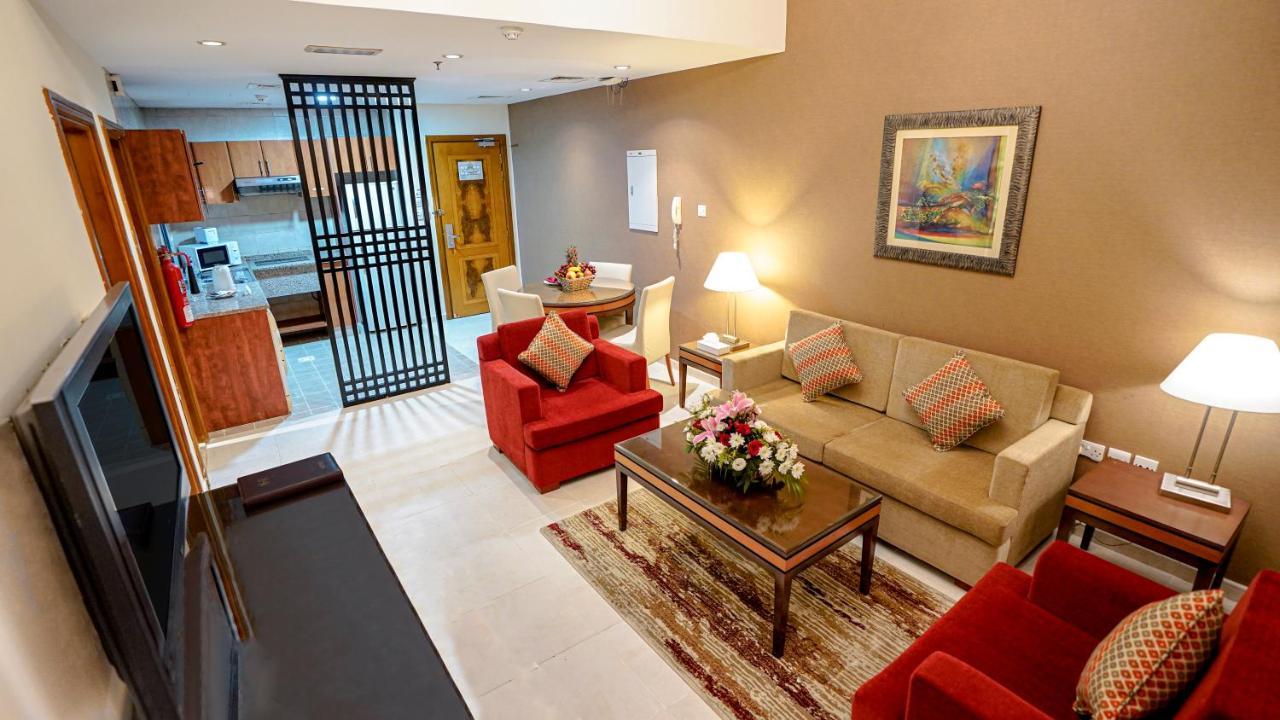 Xclusive Hotel Apartments Дубай Экстерьер фото