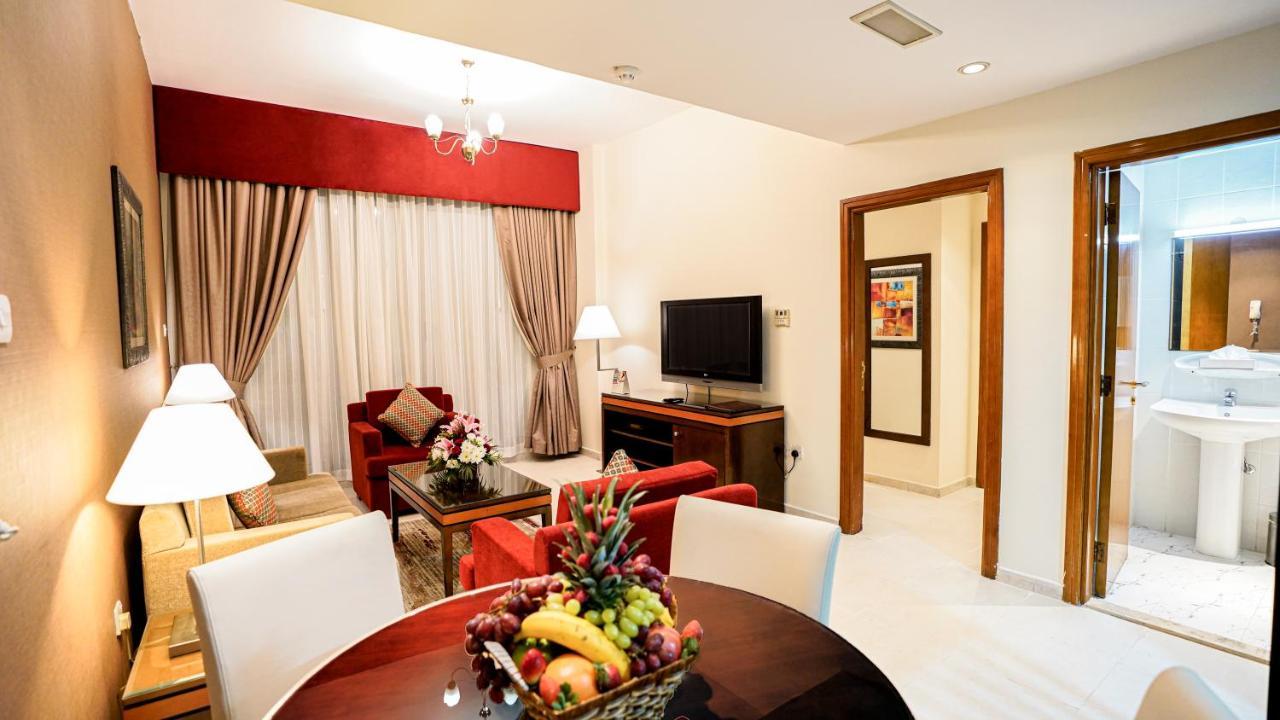Xclusive Hotel Apartments Дубай Экстерьер фото