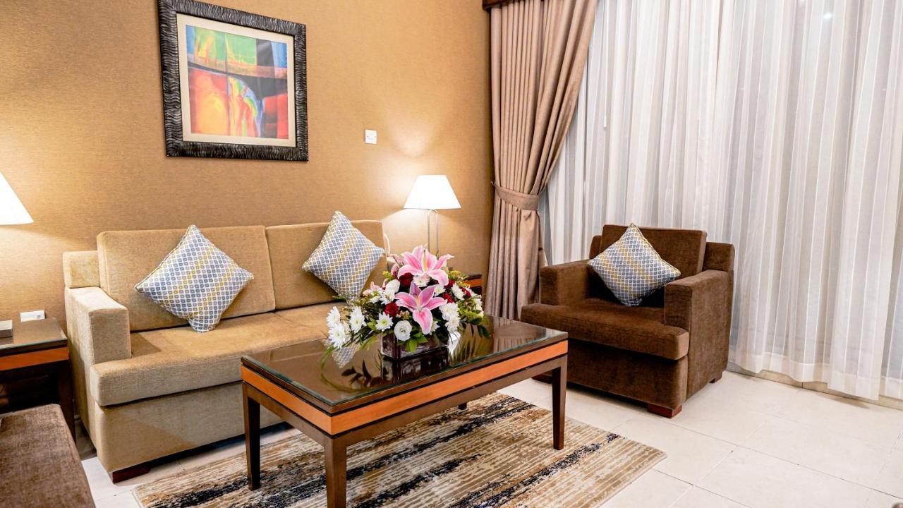 Xclusive Hotel Apartments Дубай Экстерьер фото