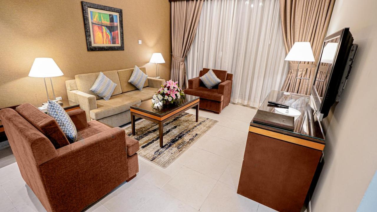 Xclusive Hotel Apartments Дубай Экстерьер фото