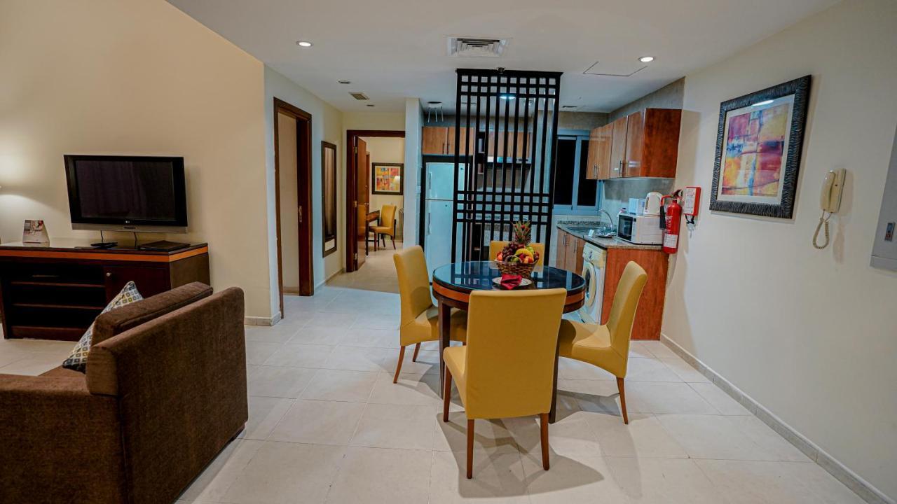 Xclusive Hotel Apartments Дубай Экстерьер фото