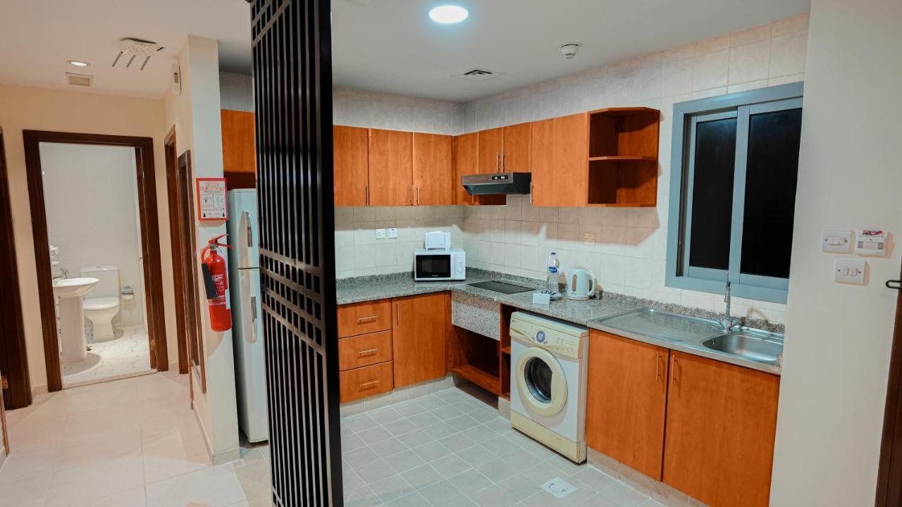 Xclusive Hotel Apartments Дубай Экстерьер фото